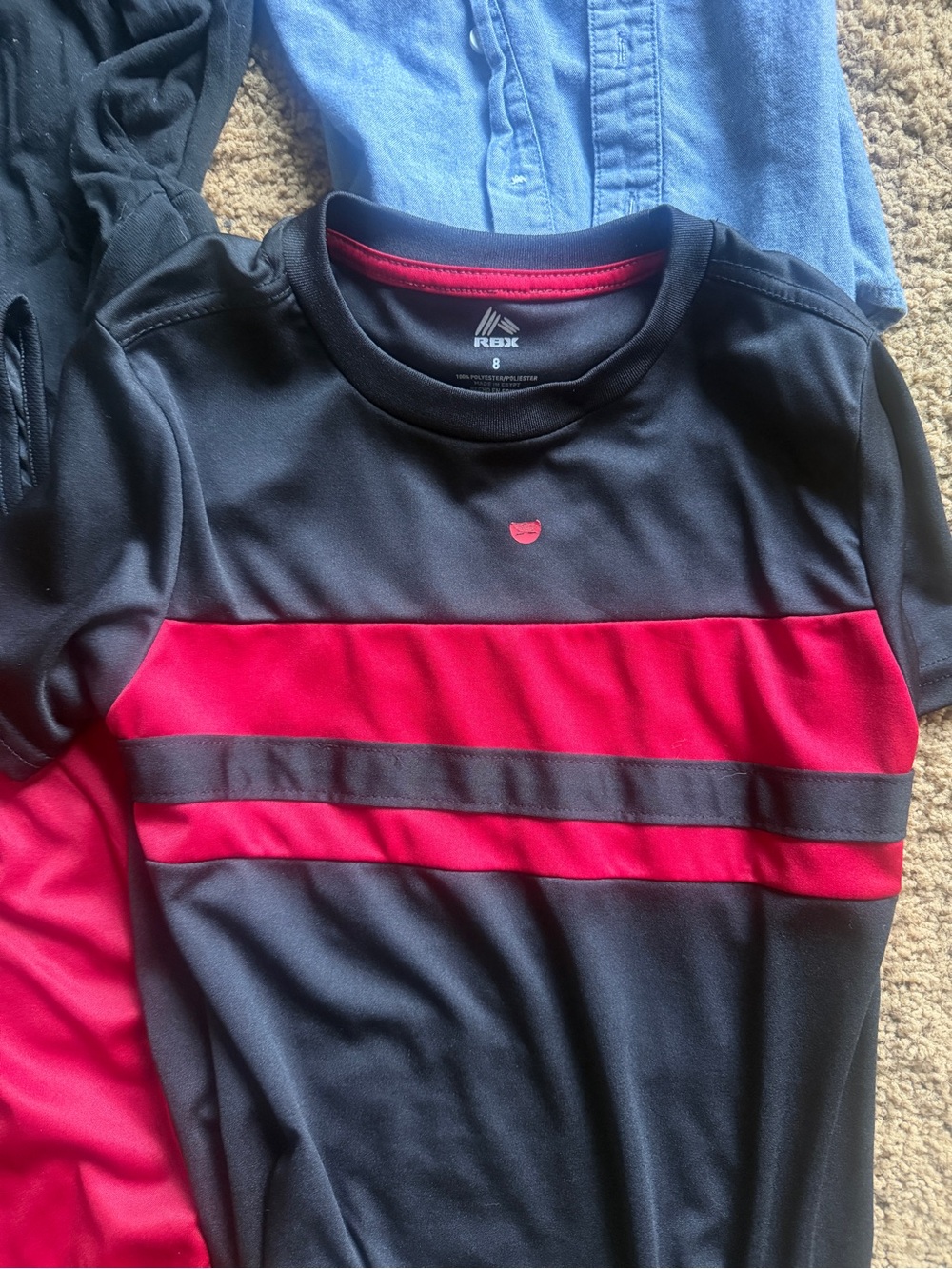 Kids' T shirt bundle sizes vary from big boys 8 to M . - Picture 2 of 6